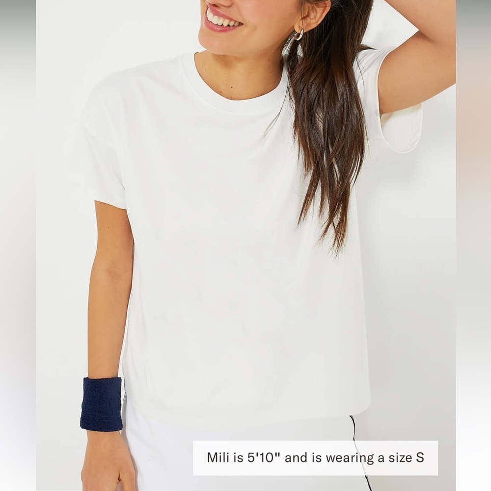 TNUCK SPORT
White Short Sleeve Ryan Boyfriend Tee
